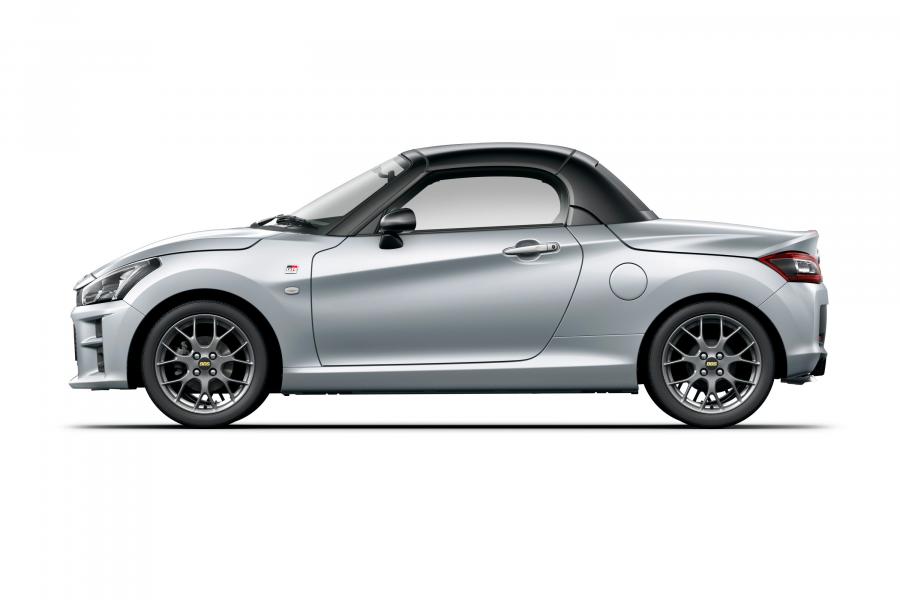  Daihatsu Copen GR Sport 2019 года  (фото 16 из 40)